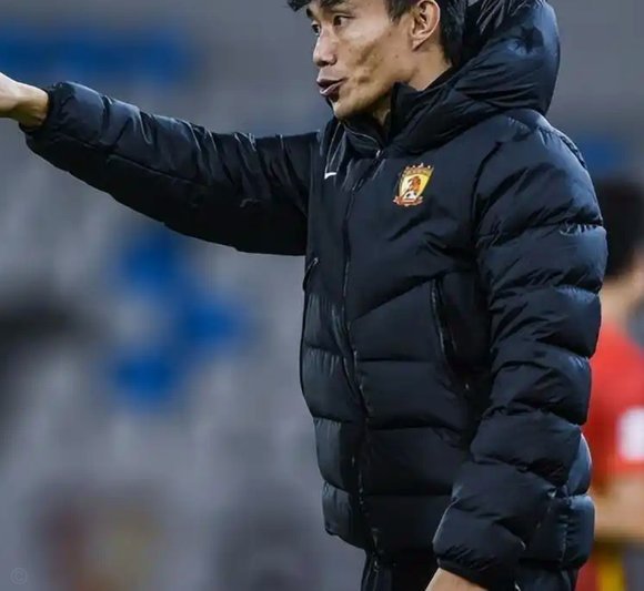 中超执教能力堪比韩鹏的也就郑智了